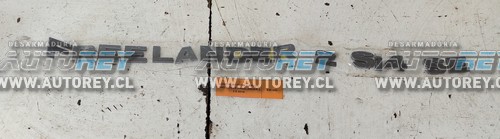 Logo Portalón (LRF027) Land Rover Freelander 2 2.0 2014 $20.000 + IVA