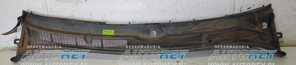 Rejilla Cubre Torpedo (TYT277) Toyota Tundra 5.7 AUT 4×4 2013 $30.000 + IVA (Manuel)