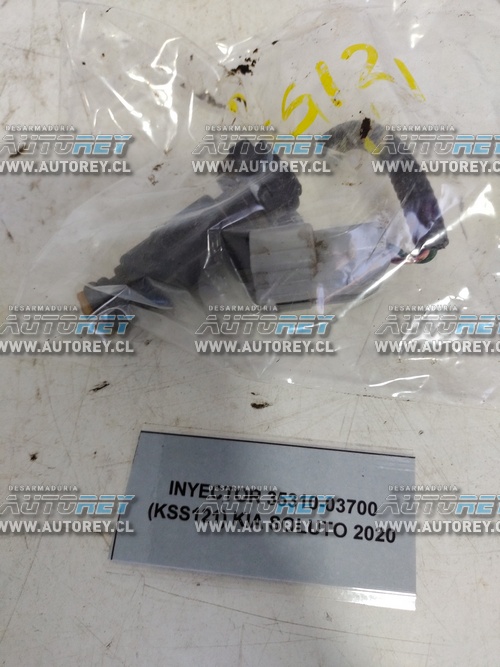 Inyector 35310-03700 (KSS121) Kia Soluto 2020 $20.000 + IVA