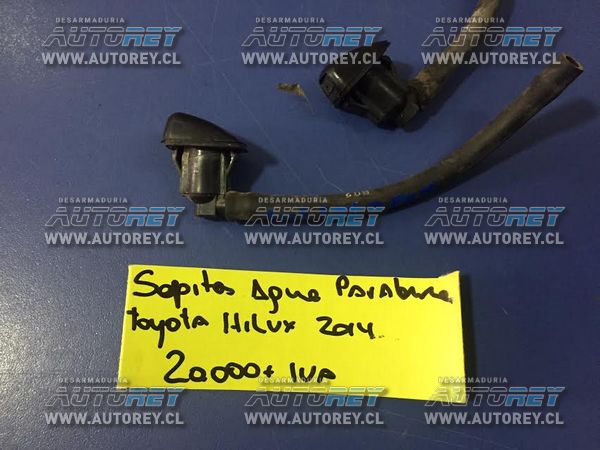 Sapito capot agua parabrisas Toyota Hilux 2007 al 2015 $10.000 más iva