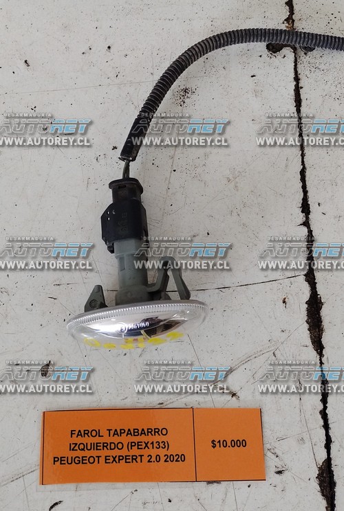 Farol Tapabarro Izquierdo (PEX133) Peugeot Expert 2.0 2020 $10.000 + IVA