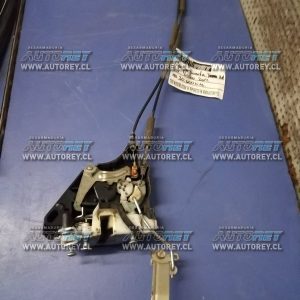 Chapa puerta delantera derecha Mitsubishi L200 2007 al 2015 $15.000 más IVA