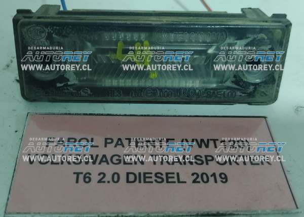 Farol Patente (VWT120) Volkswagen Transporter T6 2.0 Diesel 2019 $10.000 + IVA
