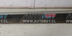 Moldura Inferior Exterior Puerta Delantera Izquierda (MGZ059) MG ZS 2020 $40.000 + IVA