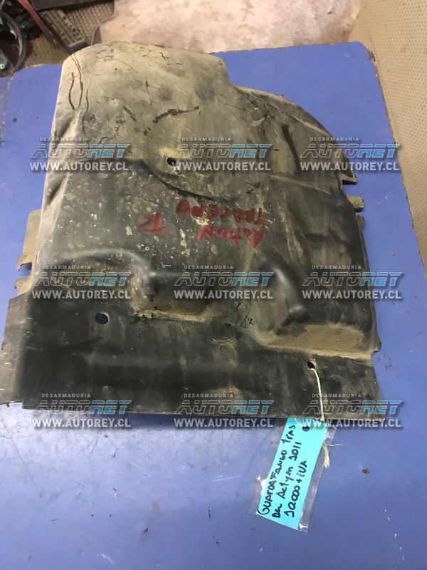 Guardafango terminacion trasero derecho Ssangyong Actyon 2007 al 2012 $5.000 mas iva