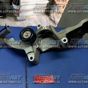 Soporte compresor aire acondicionado Nissan Navara $25.000 mas iva (4)