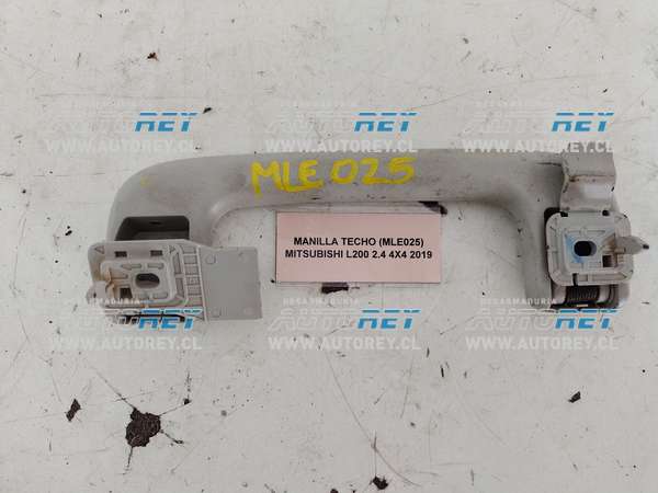 Manilla Techo (MLE025) Mitsubishi L200 2.4 4×4 2019 $8.000 + IVA