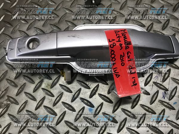 Manilla exterior puerta delantera izquierda Ssangyong Actyon 2007 al 2012 $15.000 mas iva (4)