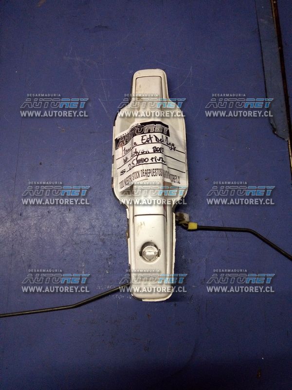 Manilla exterior puerta delantera izquierda Ssangyong Actyon 2007 al 2012 $15.000 mas iva (5)