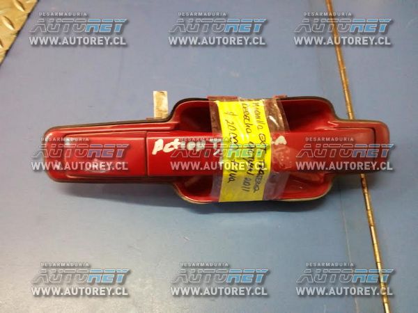 Manilla exterior puerta trasera derecha Ssangyong Actyon 2007 al 2012 $10.000 mas iva (2)