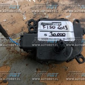 Motor compuerta calefaccion FL3H-19E616-BB Ford F150 2019 $15.000 mas iva (2)