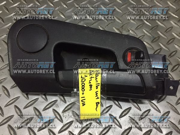 Manilla interior puertas derechas Ssangyong Actyon 2007 al 2012 $8.000 mas iva