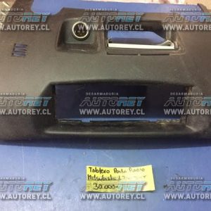 Consola tablero radio Mitsubishi L200 $10.000 más iva (6)