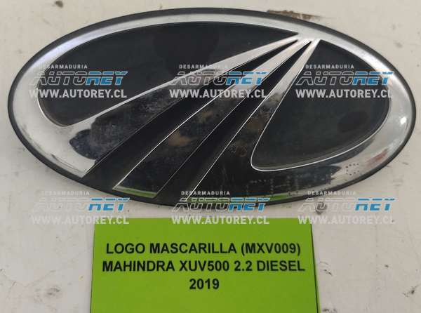 Logo Mascarilla (MXV009) Mahindra XUV500 2.2 Diesel 2019 $15.000 + IVA