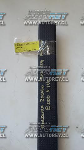 Moldura cubre zocalo interior trasero izquierdo Ssangyong Actyon 2007 al 2012 $5.000 mas iva