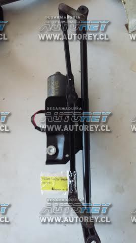 Motor limpia parabrisas con articulacion Ssangyong Actyon 2007 al 2012 $40.000 mas iva (2)