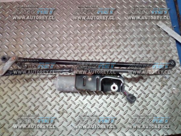 Motor limpia parabrisas con articulacion Ssangyong Actyon 2007 al 2012 $40.000 mas iva (2)