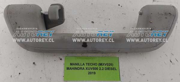 Manilla Techo (MXV026) Mahindra XUV500 2.2 Diesel 2019 $5.000 + IVA