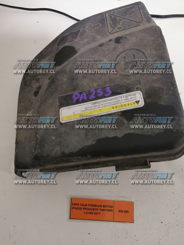 Tapa Caja Fusibles Motor (PA253) Peugeot Partner 1.6 HDI 2017 20.000 + IVA Desarmaduria Autorey Tapa Caja Fusibles Motor (PA253) Peugeot Partner 1.6 HDI 2017 20.000 + IVA Desarmaduria Autorey
