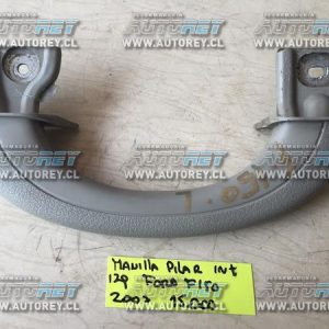 Manilla interior pilar delantero derecho Ford F150 5.4 2004-2008 $10.000 mas iva