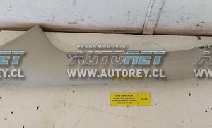Tapiz Cubre Pilar Delantero Izquierdo Superior (MBC077) Mazda BT50 2019 4×4 2.2 $10.000 + IVA
