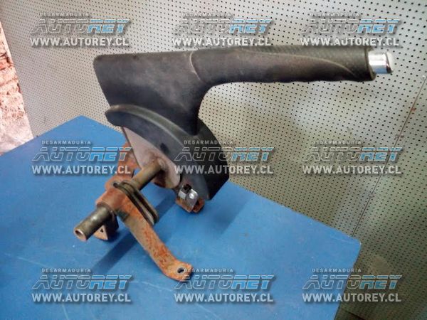 Palanca freno mano Ssangyong Actyon 2007 al 2012 $20.000 mas iva (4)