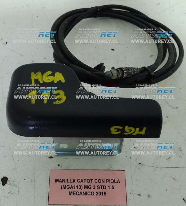 Manilla Capot Con Piola (MGA113) MG 3 STD 1.5 Mecánico 2015 $15.000 + IVA.jpeg