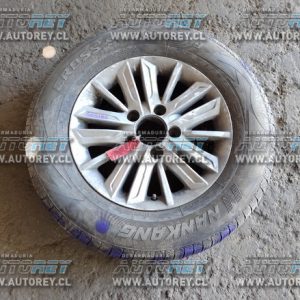 Llanta Aluminio Con Neumático 225 65 R16 (SSS185) Ssangyong Stavic 2017 $120.000 + IVA