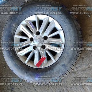Llanta Aluminio Con Neumático 225 70 R16 (SSS182) Ssangyong Stavic 2017 $120.000 + IVA
