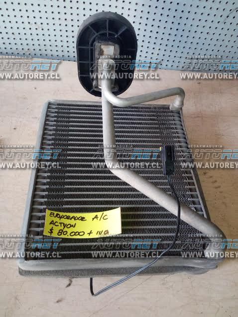 Radiador evaporador aire acondicionado Ssangyong Actyon 2007 al 2012 $40.000 mas iva (3)