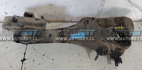 Muñón Trasero Derecho (MCX180) Mazda CX9 3.7 2014 $100.000 + IVA