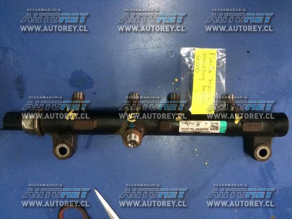 Riel con valvula presion combustible Ssangyong Actyon 2007 al 2012 $60.000 mas iva (3)