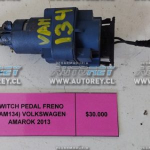 Switch Pedal Freno (VAM134) Volkswagen Amarok 2013 $10.000 + IVA