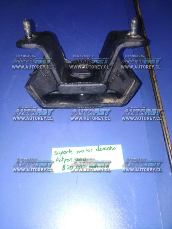 soporte caja cambio Ssangyong Actyon 2007 al 2012 $15.000 mas iva (8)