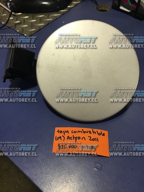 Tapa combustible exterior Ssangyong Actyon 2007 al 2012 $18.000 mas iva