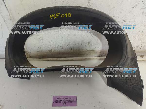 Moldura Tablero Instrumentos (MLF018) Mitsubishi L200 2.4 4×2 Diesel 2019 $10.000 + IVA