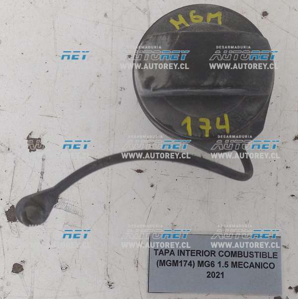 Tapa Interior Combustible (MGM174) MG6 1.5 Mecánico 2021 $20.000 + IVA