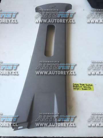 Tapiz cubre pilar central superior derecho Ssangyong Actyon 2007 al 2012 $10.000 mas iva (2)