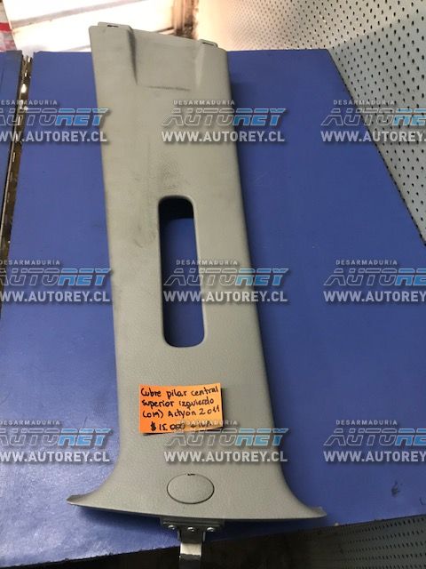 Tapiz cubre pilar central superior izquierdo Ssangyong Actyon 2007 al 2012 $10.000 mas iva