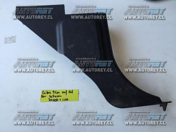 Tapiz cubre pilar delantero inferior derecho Ssangyong Actyon 2007 al 2012 $10.000 mas iva (2)