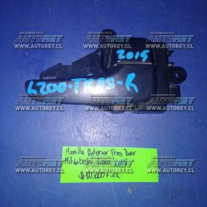 Manilla interior derecha negra Mitsubishi L200 2007 al 2015 $8.000 más iva (5)