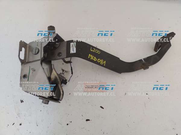 Pedal Embrague (MLD081) Mitsubishi L200 2.4 4×2 2018 $30.000 + IVA