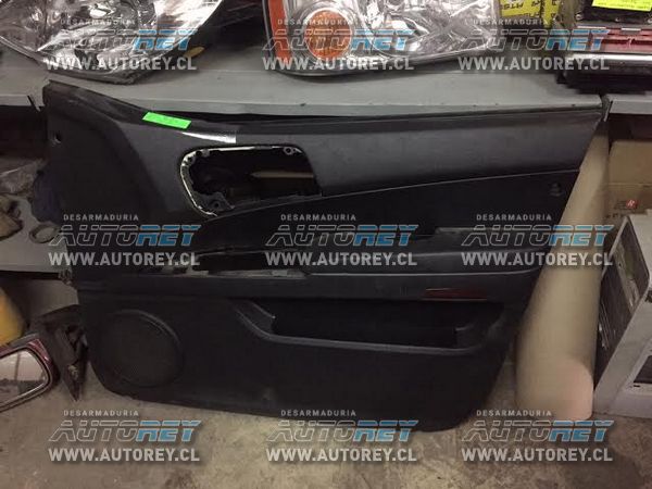 Tapiz puerta delantera derecha Ssangyong Actyon 2007 al 2012 $20.000 más iva
