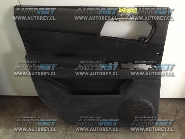 Tapiz puerta trasero izquierdo Ssangyong Actyon 2007 al 2012 $20.000 más iva (3)