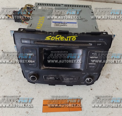 Radio (KSZ236) Kia Sorento 2014 Diesel $50.000 + IVA