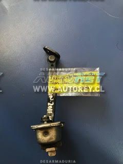 Trinquete puerta trasera derecha Ssangyong Actyon 2007 al 2012 $10.000 mas iva (3)