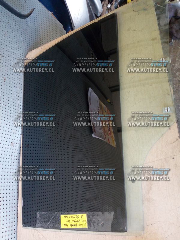 Vidrio puerta trasero derecho Ssangyong Actyon 2007 al 2012 $25.000 mas iva (3)