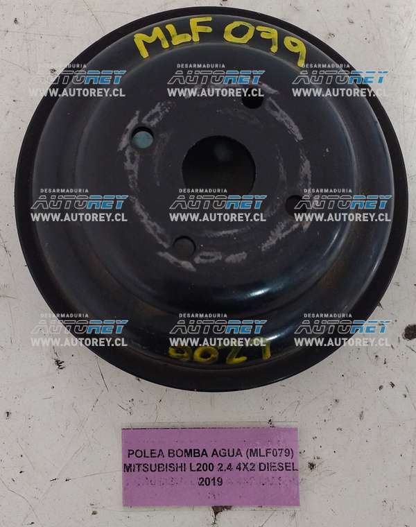 Polea Bomba Agua (MLF079) Mitsubishi L200 2.4 4×2 Diesel 2019 $10.000 + IVA