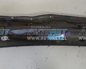 Rejilla Cubre Torpedo Izquierda (TY3079) Toyota Hilux 3.0 2012 $40.000 + IVA