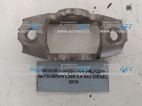 Seguro Inyector (MLF220) Mitsubishi L200 2.4 4×2 Diesel 2019 $10.000 + IVA